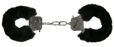 5719 - Fur Lined HandCuffs