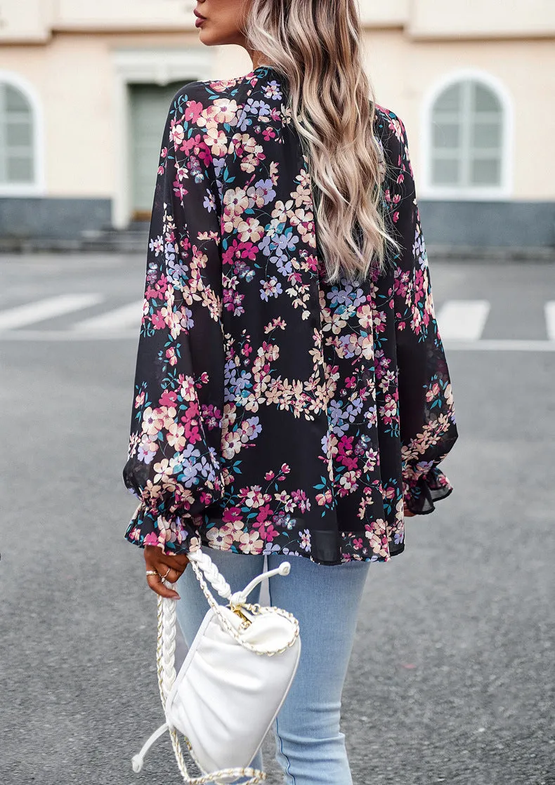Caroline  Lssige Damenbluse mit Blumenmuster und V-Ausschnitt