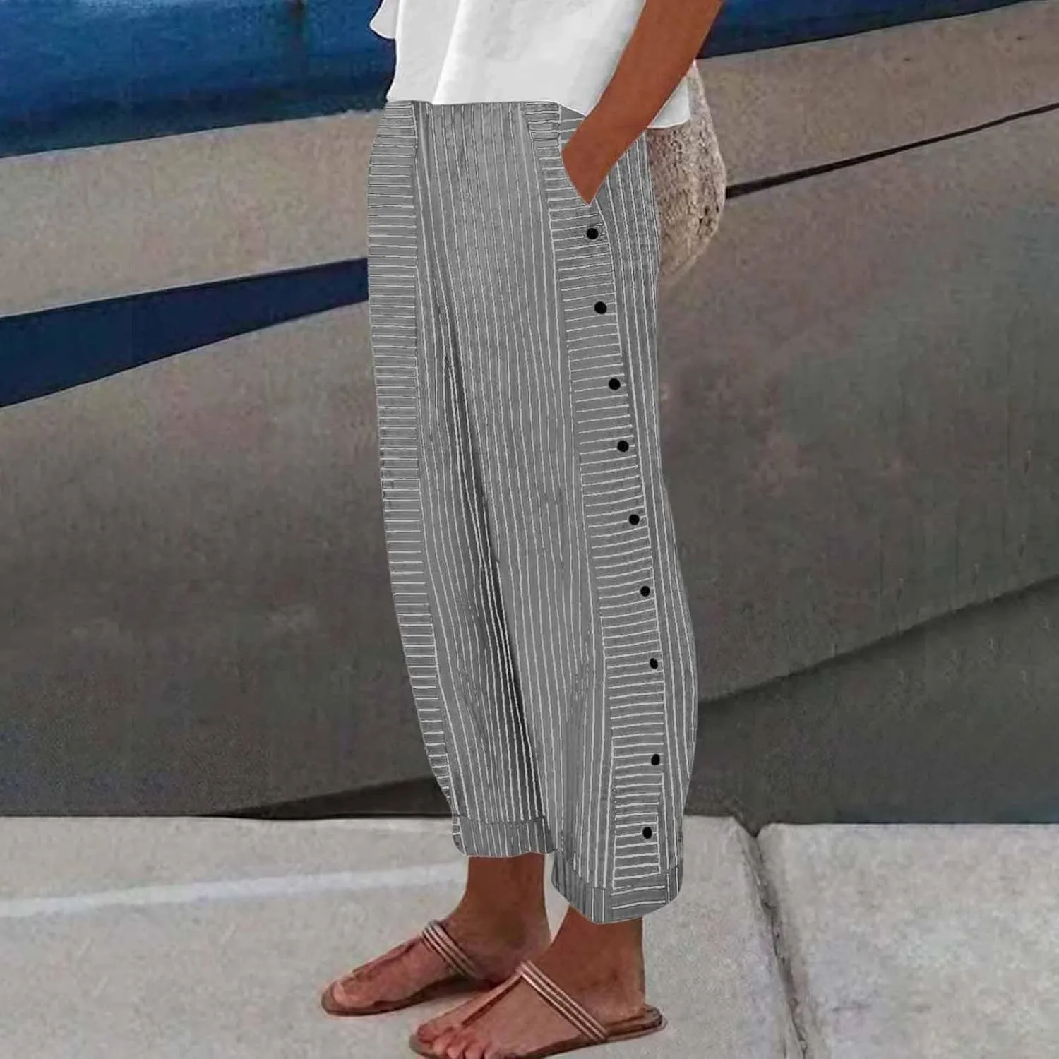 Cropped Linen Pants for Women Casual Straight Leg Elastic Waist Pants Stripe Print Beach Summer Pants with Pockets
