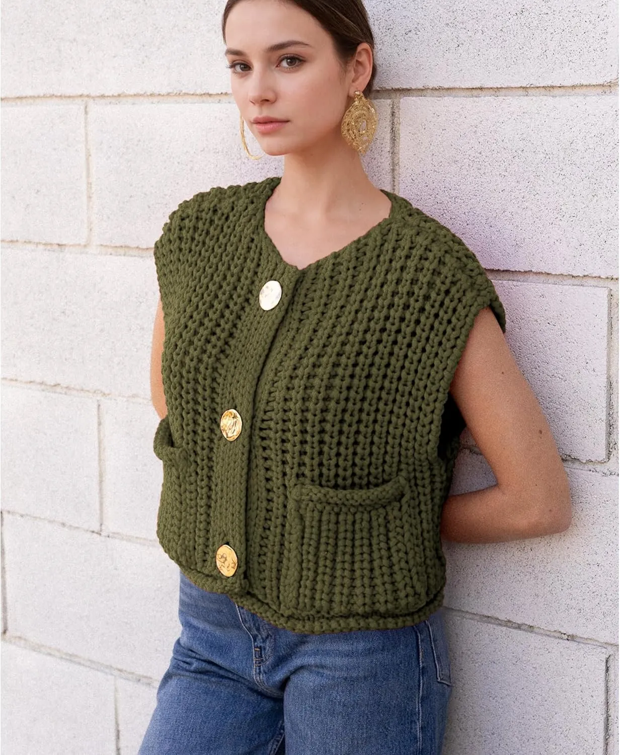 Hixiaohe Womens Crochet Chunky Knit Top Sleeveless Button Down Crop Tops Trendy Cardigan Sweater Vest for Women with Pockets
