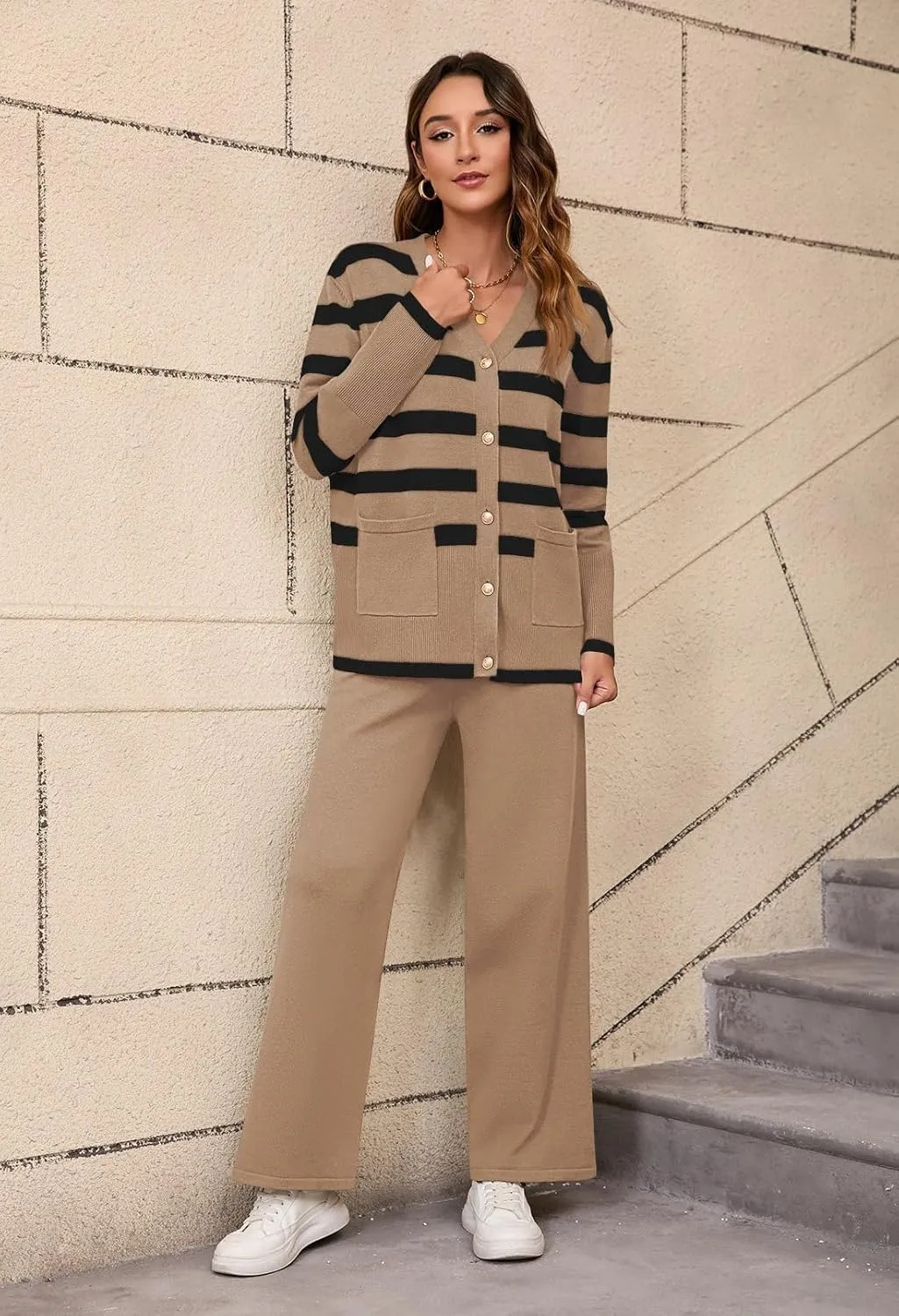 Viottiset Women's 2 Piece Outfits Stripe Sweatsuit Set Long Sleeve Button Sweatshirt Wide Leg Sweatpants Lounge Set