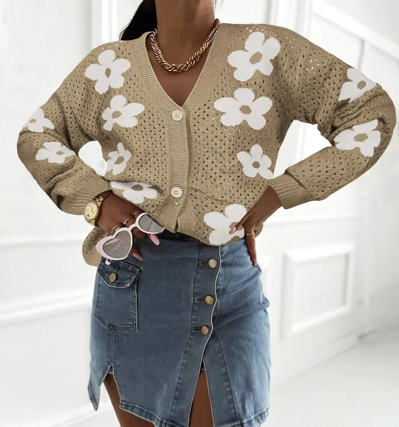 Women Crochet Cropped Cardigan Sweaters Lightweight Button Down V Neck Cardigan Flower Knit Open Front Cute Outfits Fall