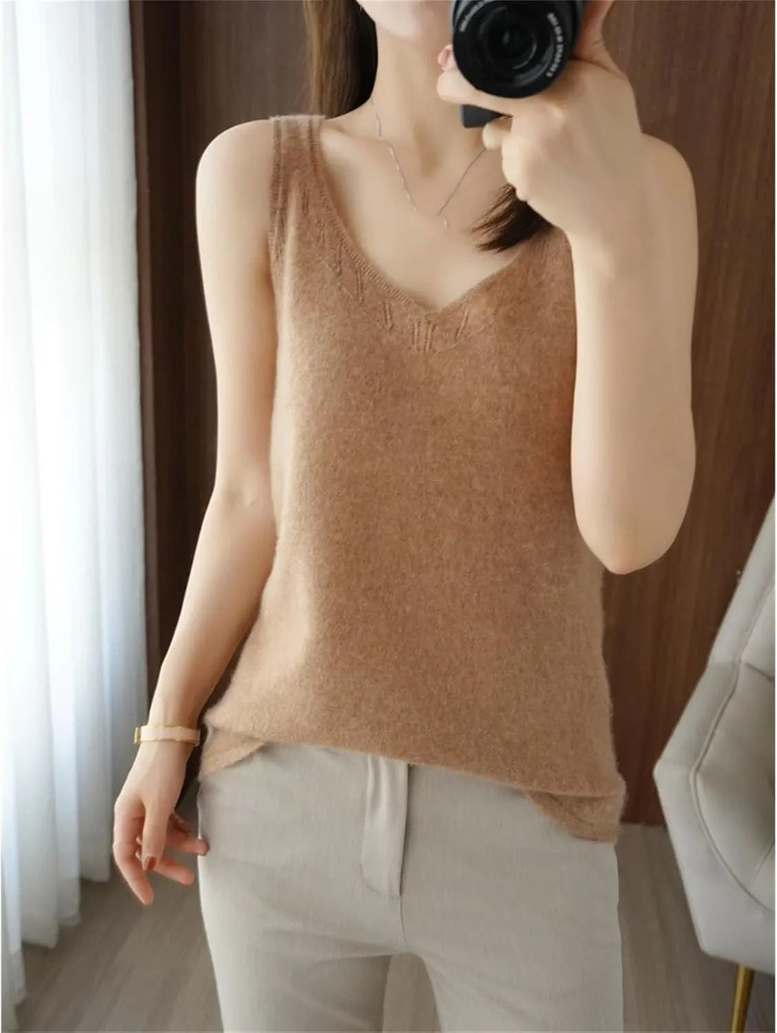 Women Pore Wool V-Neck Vest Cardigan Sleeveless Sweater Soft Simple Style Cashmere Knitwear Camisole