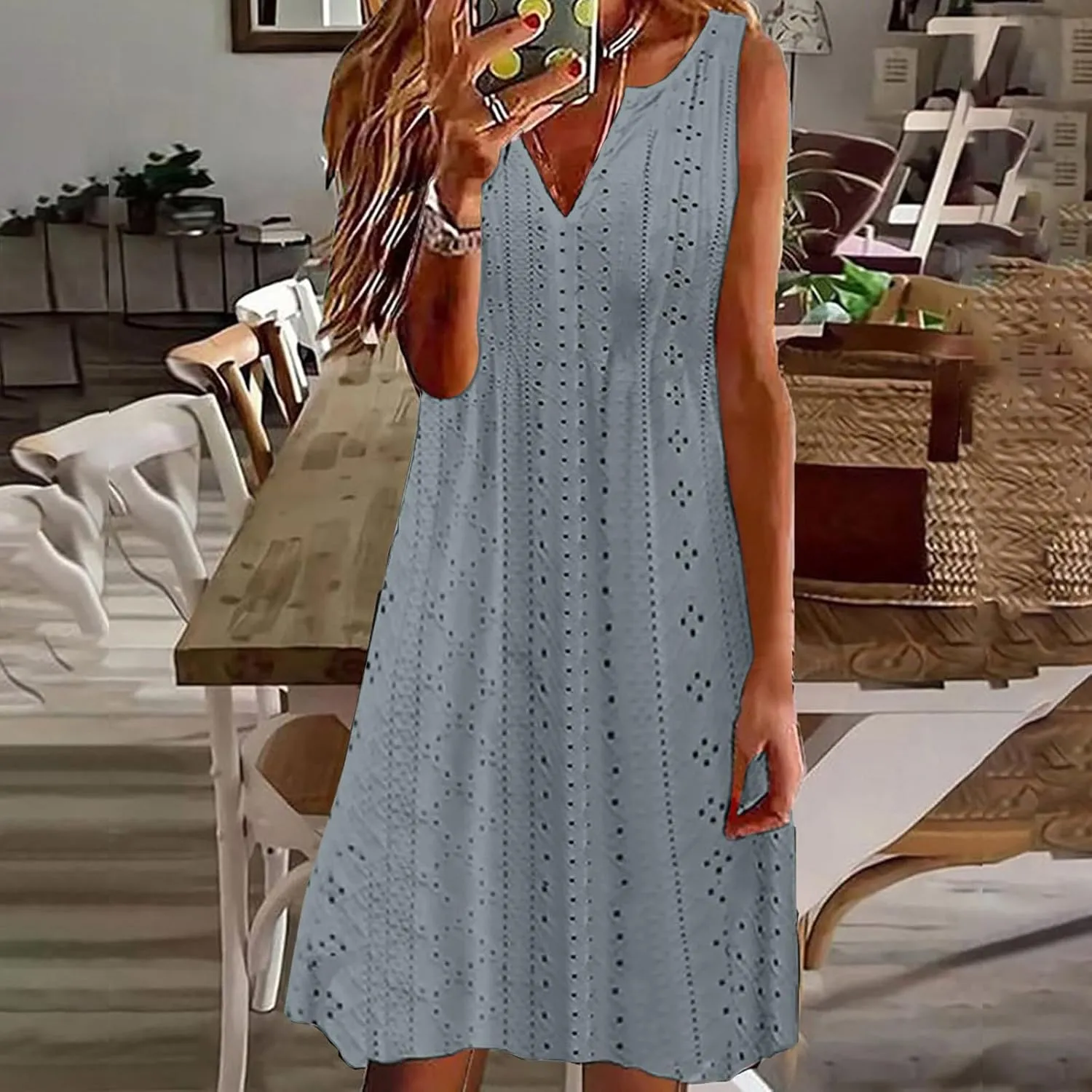 Women V Neck Eyelet Dresses Sleeveless Knee Length Tank Dress 2025 Summer Casual Tunic Sun Dress Vacation Beach Dress