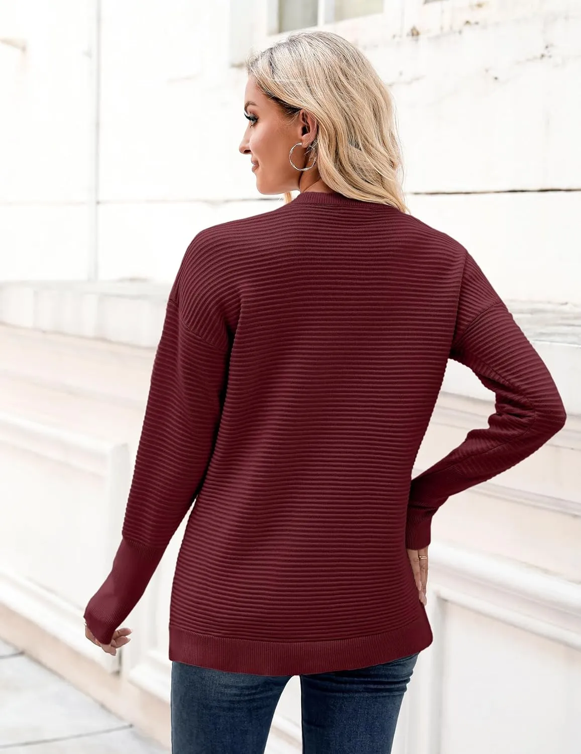 Zeagoo Women's 2025 Fall Sweaters Casual Long Sleeve Crew Neck Ribbed Knit Side Slit Pullover Sweater
