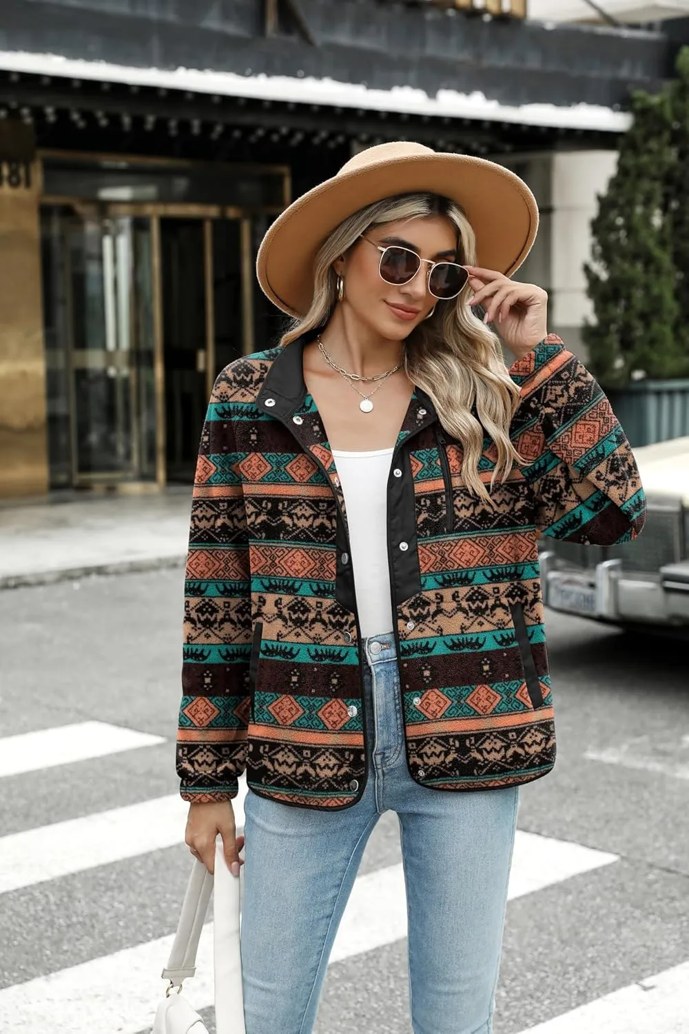 Zeagoo Women's Cozy Fleece Jacket Western Aztec Print Button Down Coat with Pockets Casual Warm Outwear 2024